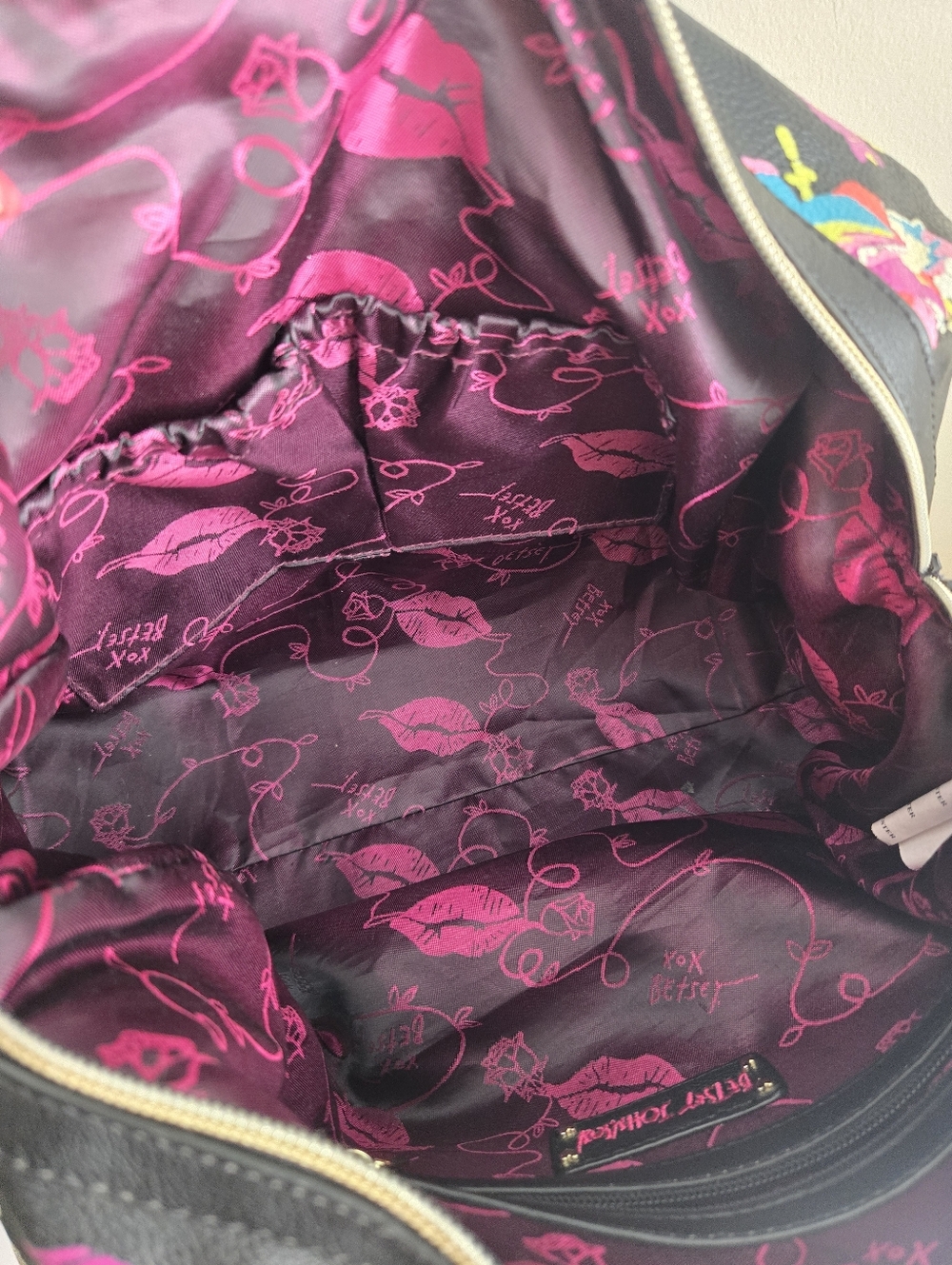 Fair Condition Betsey Johnson Black Floral Print Satchel Handbag - Picture 13 of 14